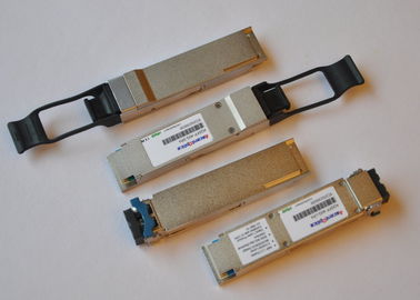 Quente-Pluggable QSFP + transceptor óptico